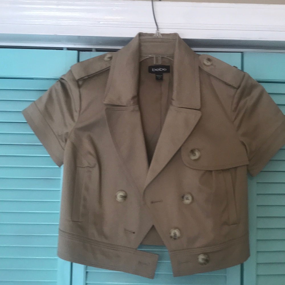 Cute short sleeve jacket